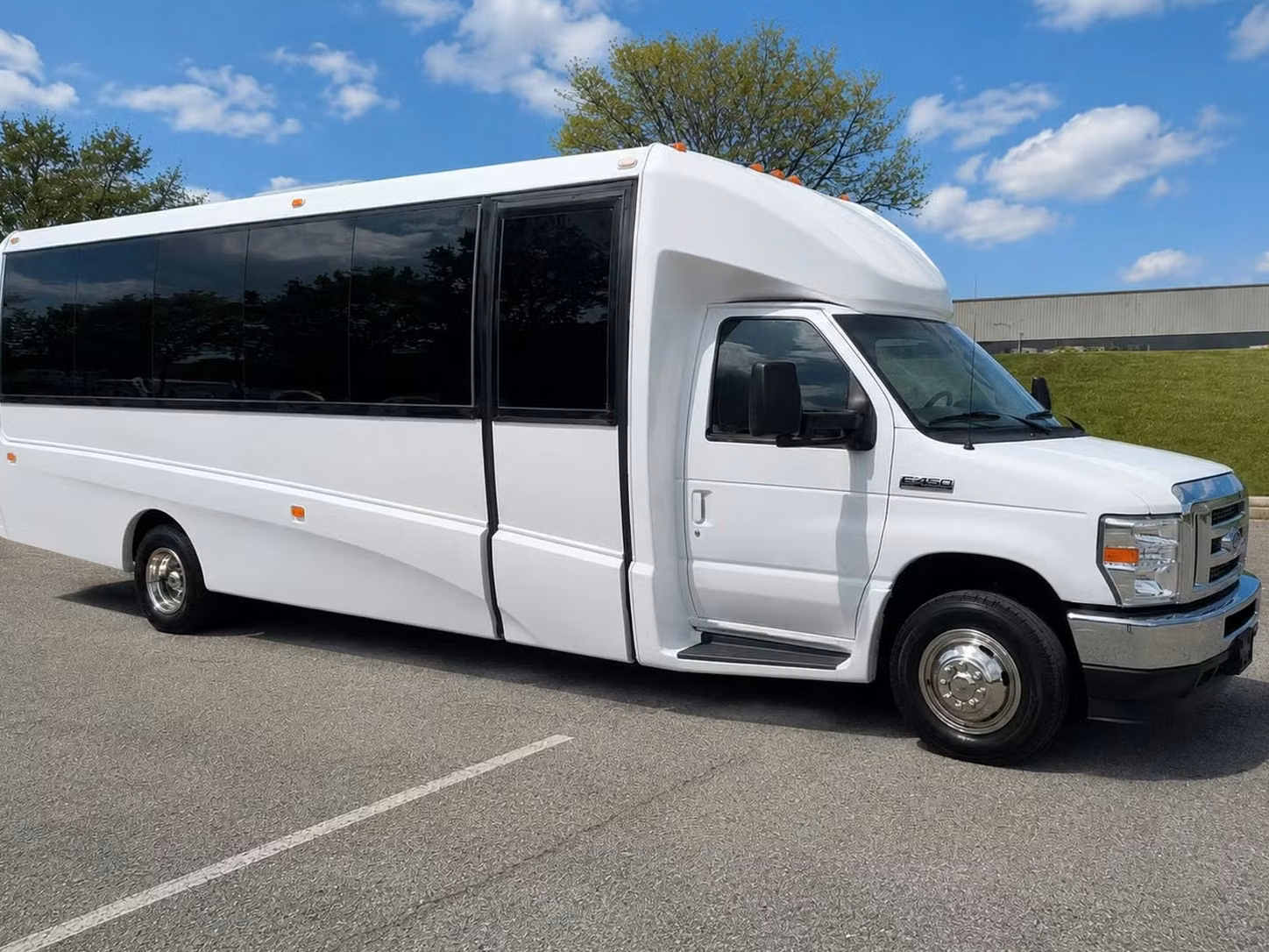 jeffersonville 20 passenger minibus rental