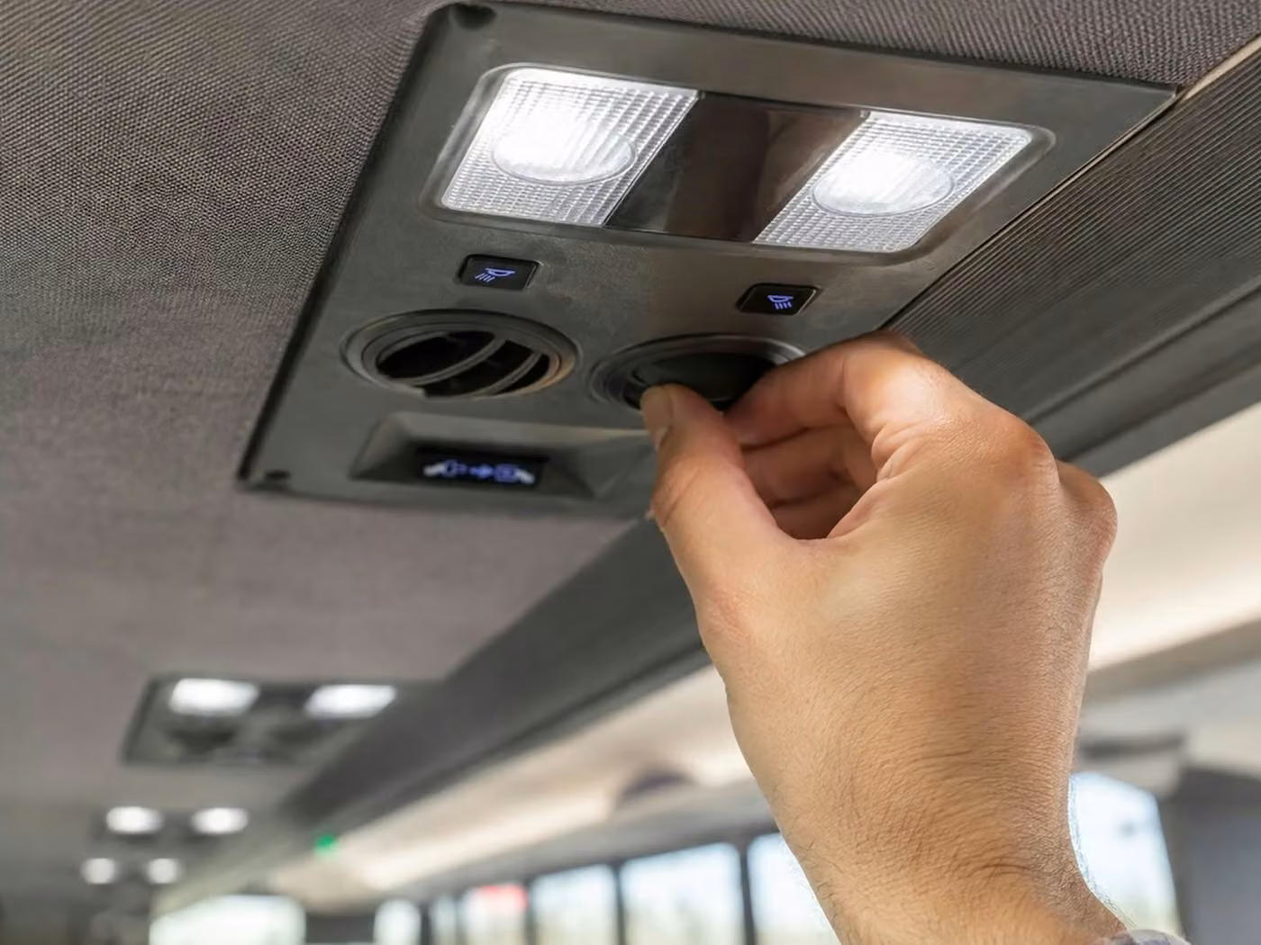 jeffersonville 25 passenger minibus air conditioning