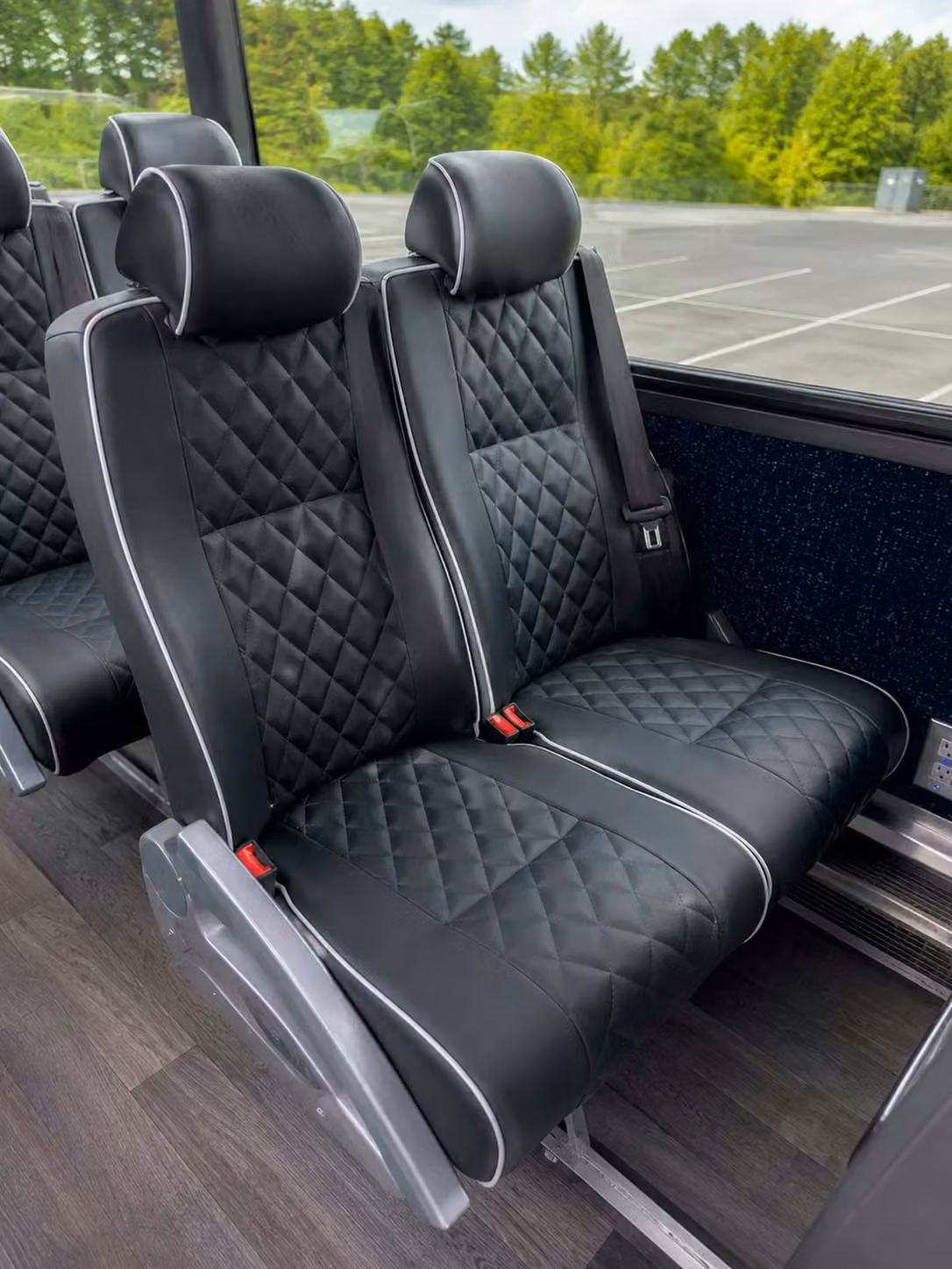 jeffersonville 56 passenger charter bus reclining seats
