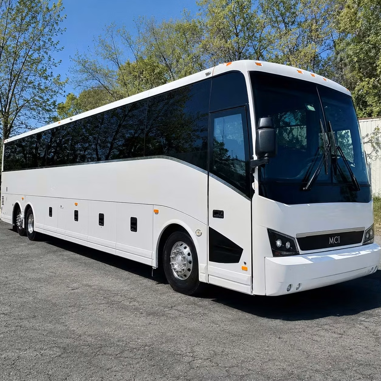 jeffersonville custom corporate fleets and branded bus wraps in jeffersonville