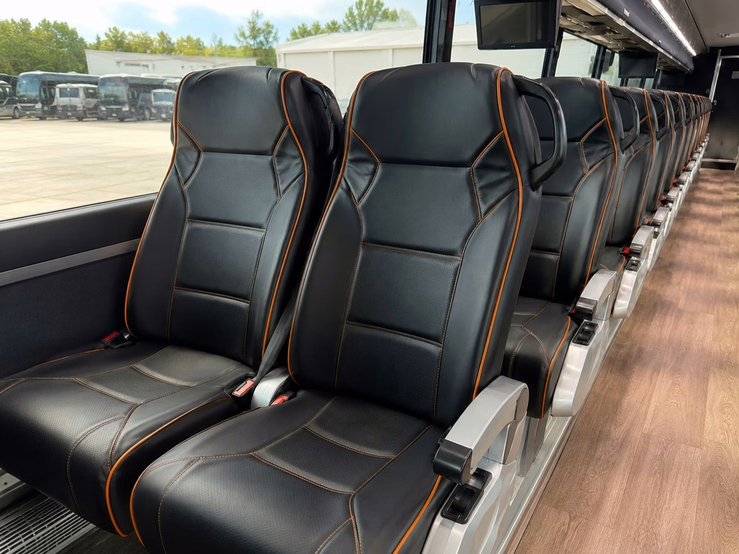 jeffersonville dedicated shuttles between jeffersonville wedding venues