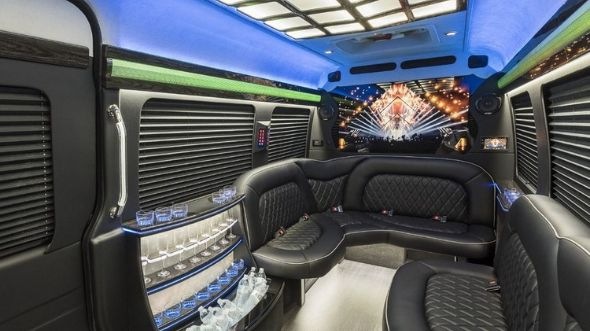 jeffersonville sprinter limo rental inside